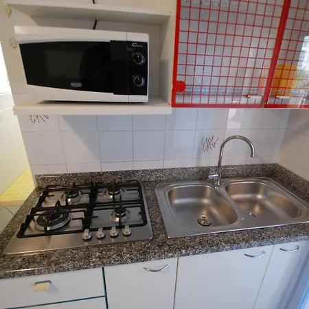 Apartamento Azzurra By Interhome *